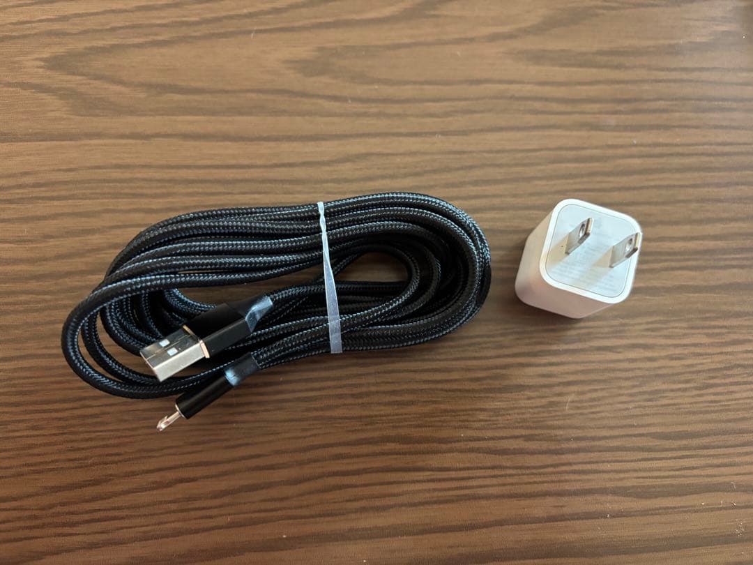 Apple iPhone SE（第2世代）ホワイト 64GB 本体 充電器付き