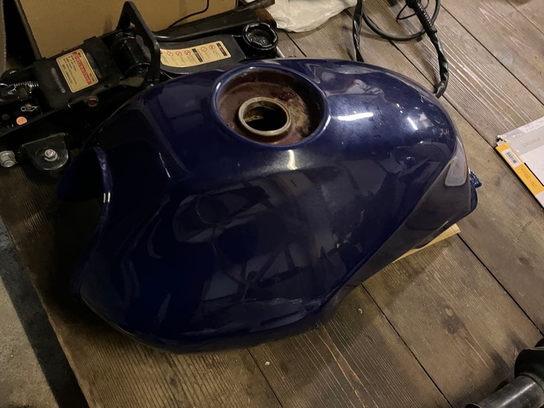 cb400sf nc31 燃料タンク
