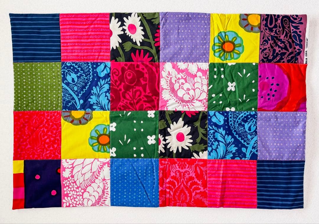 vanhaa jakaunista marimekko カティヴィンテージキルト