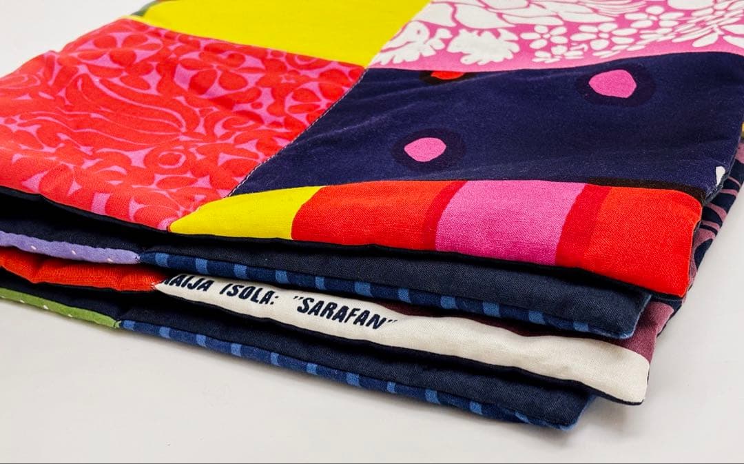 vanhaa jakaunista marimekko カティヴィンテージキルト