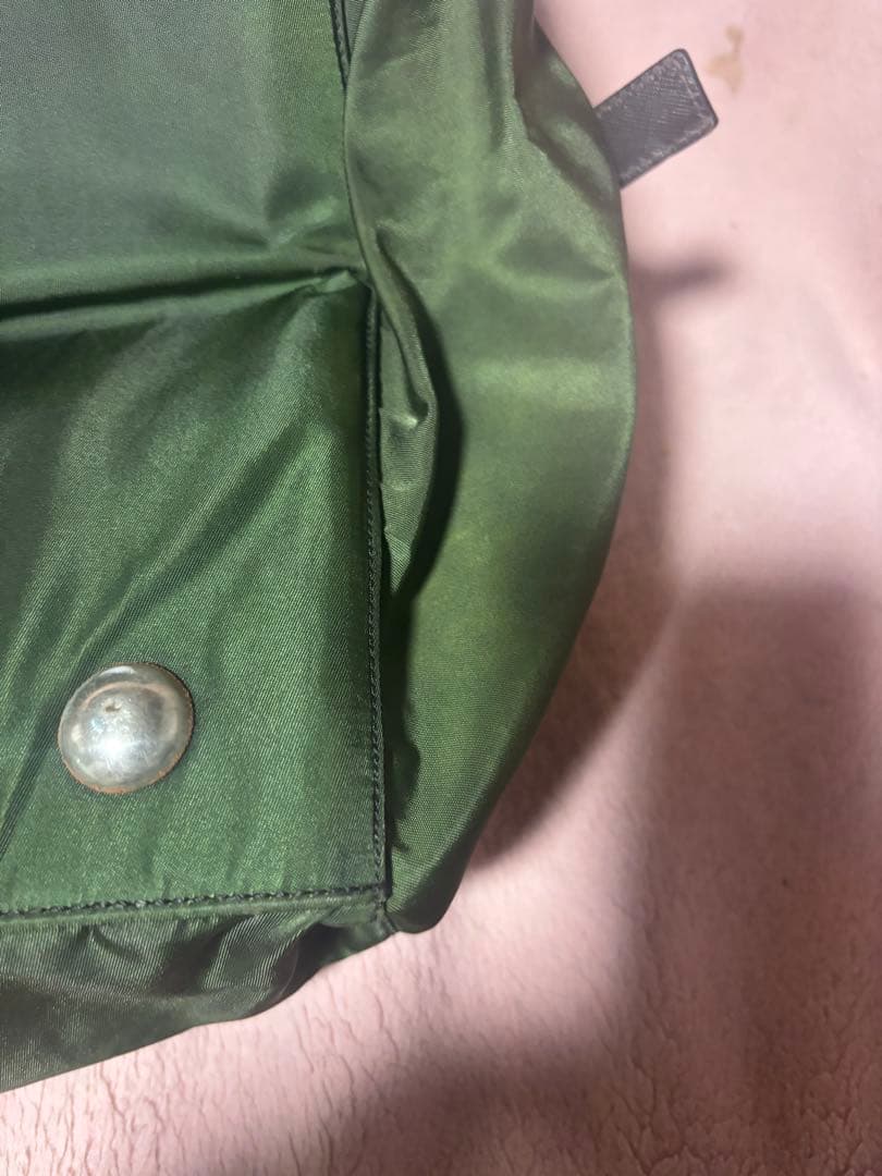 プラダ　トラベル・バッグ