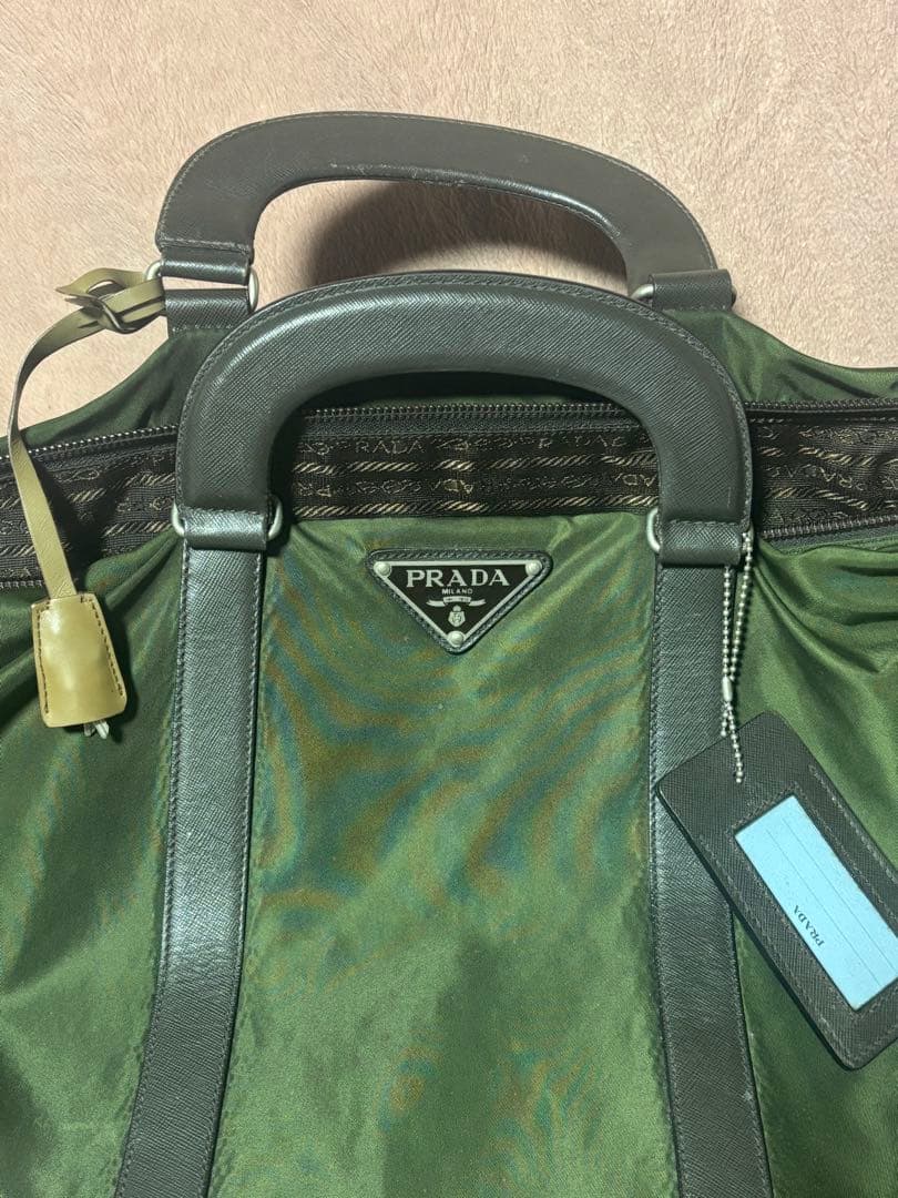 プラダ　トラベル・バッグ