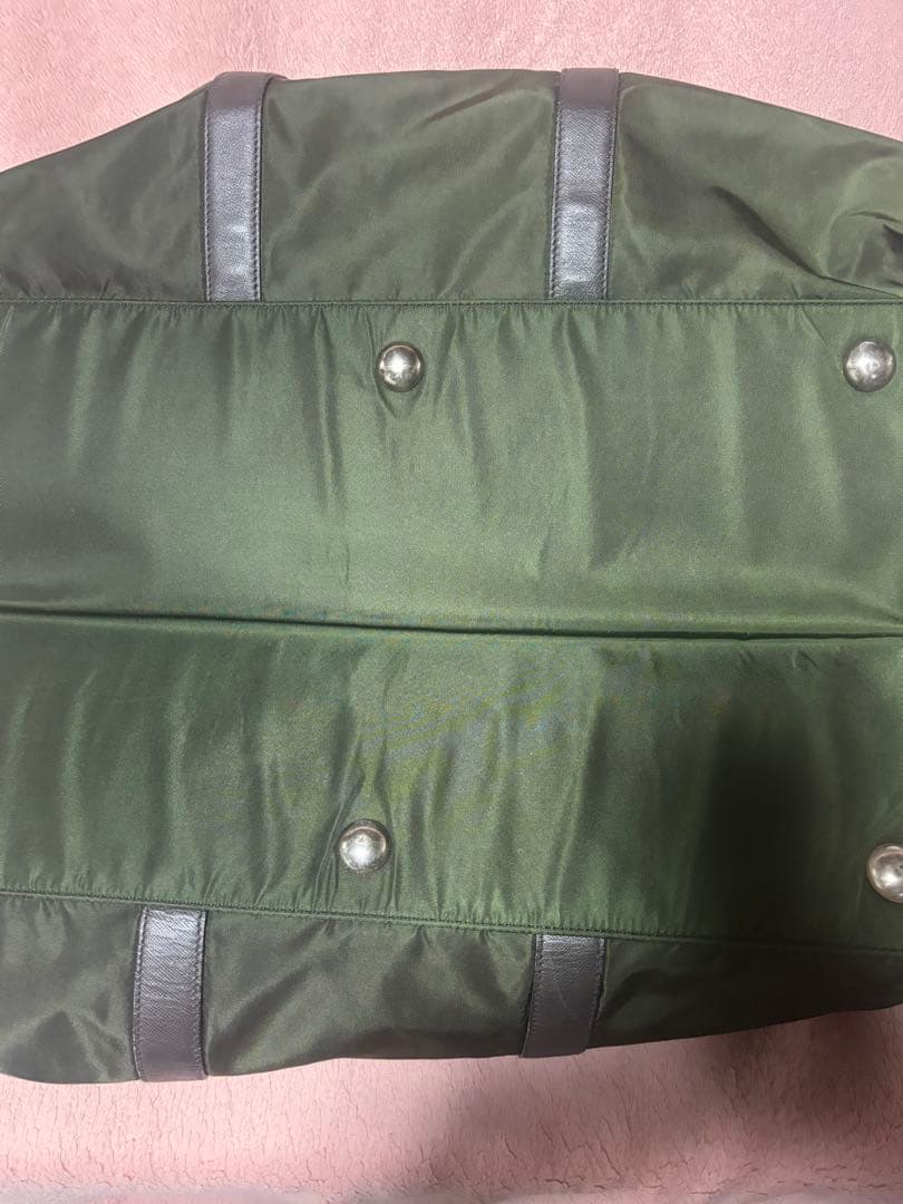 プラダ　トラベル・バッグ