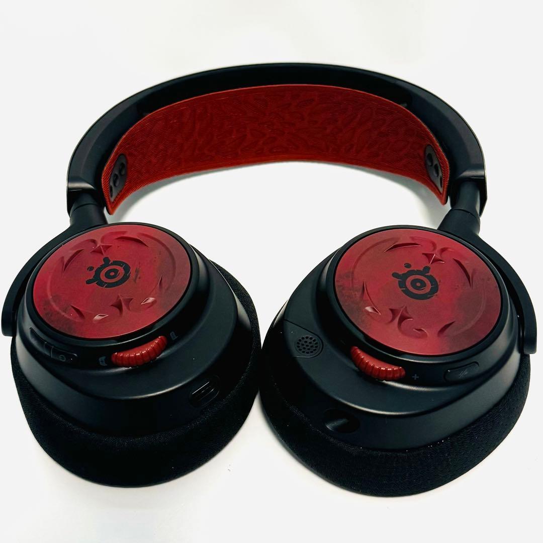 SteelSeries Arctis Nova 7 Diablo IV 限定版