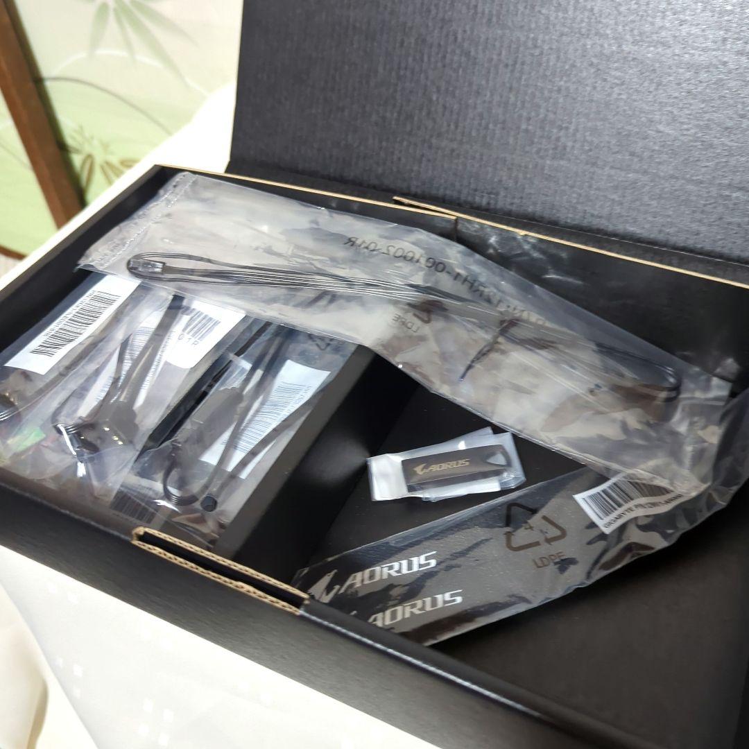 AORUS X570 AORUS XTREME マザーボード