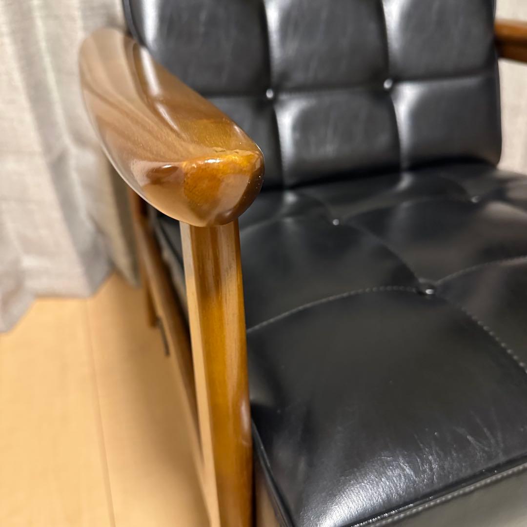 カリモク60 ソファ　1人掛け　ブラック