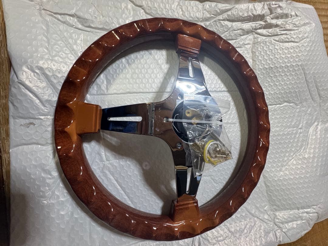 ウッド製 3スポーク ステアリングリベット打ち❣️珍品❣️