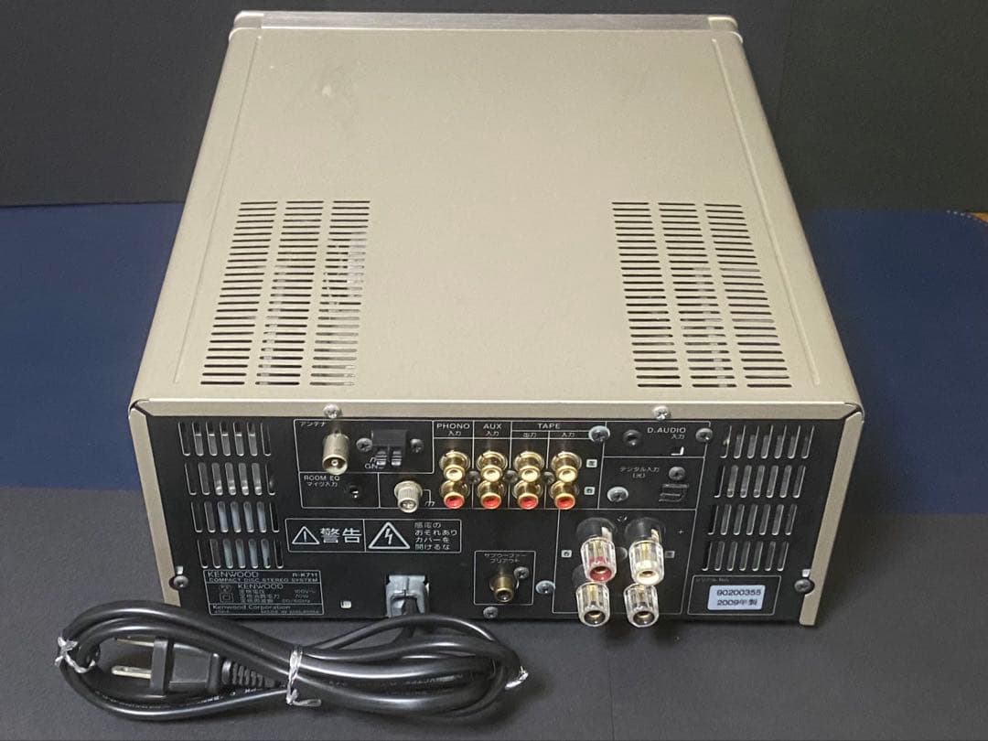ケンウッド　フルデジタルプリアンプ　R-K711 CD レシーバー