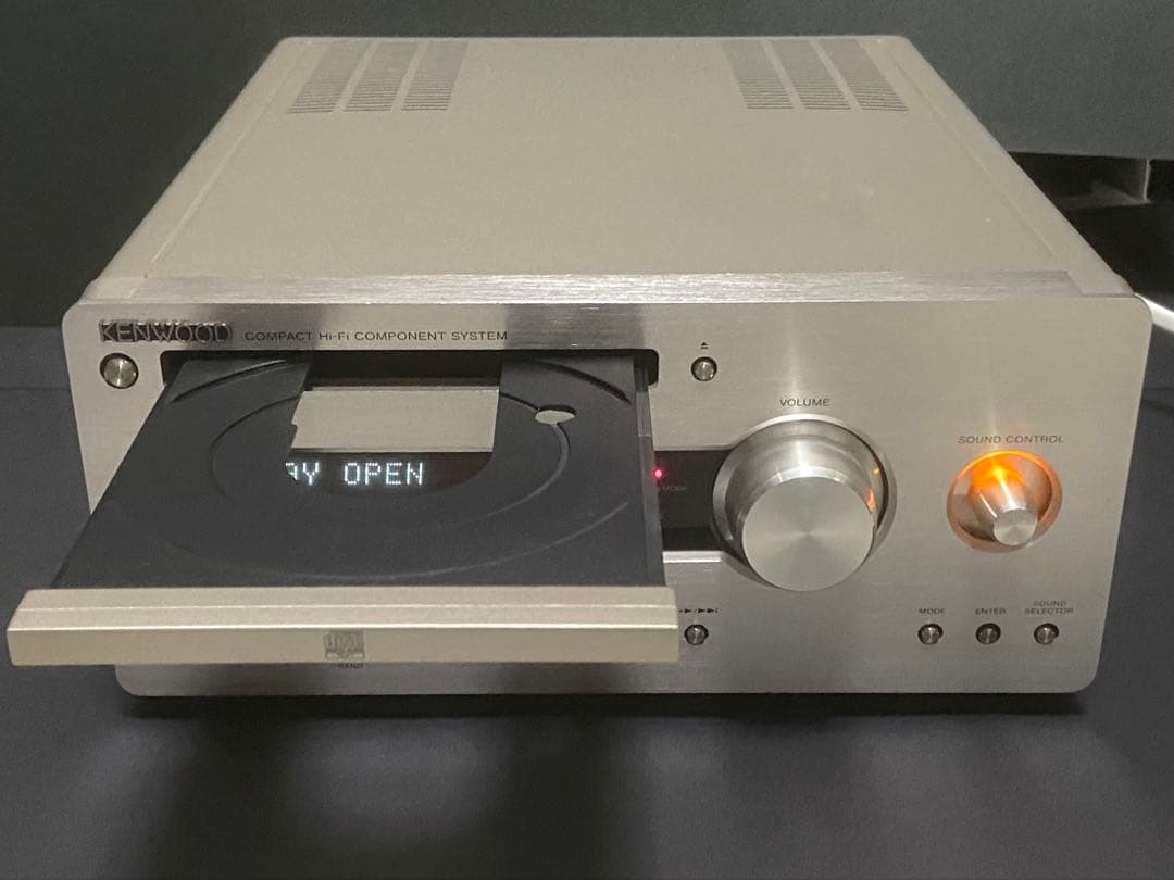 ケンウッド　フルデジタルプリアンプ　R-K711 CD レシーバー