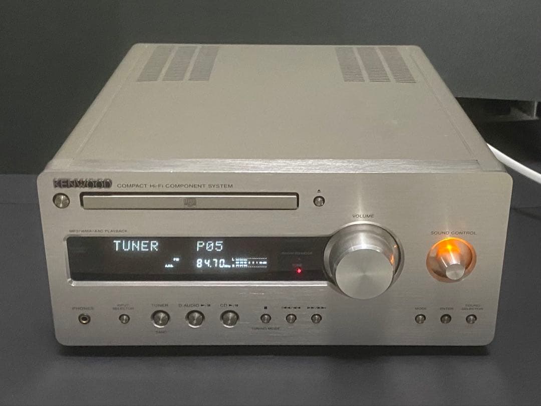 ケンウッド　フルデジタルプリアンプ　R-K711 CD レシーバー