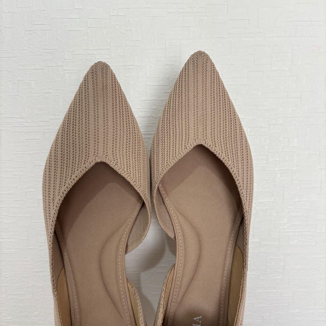 【美品】VIVAIA ポインテッドトゥVカラットフラットシューズ ベージュ　38