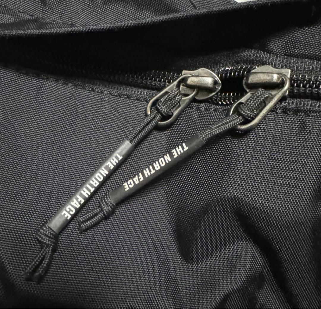 美品　ザノースフェイス カーゴバッグ　ダッフルバッグ