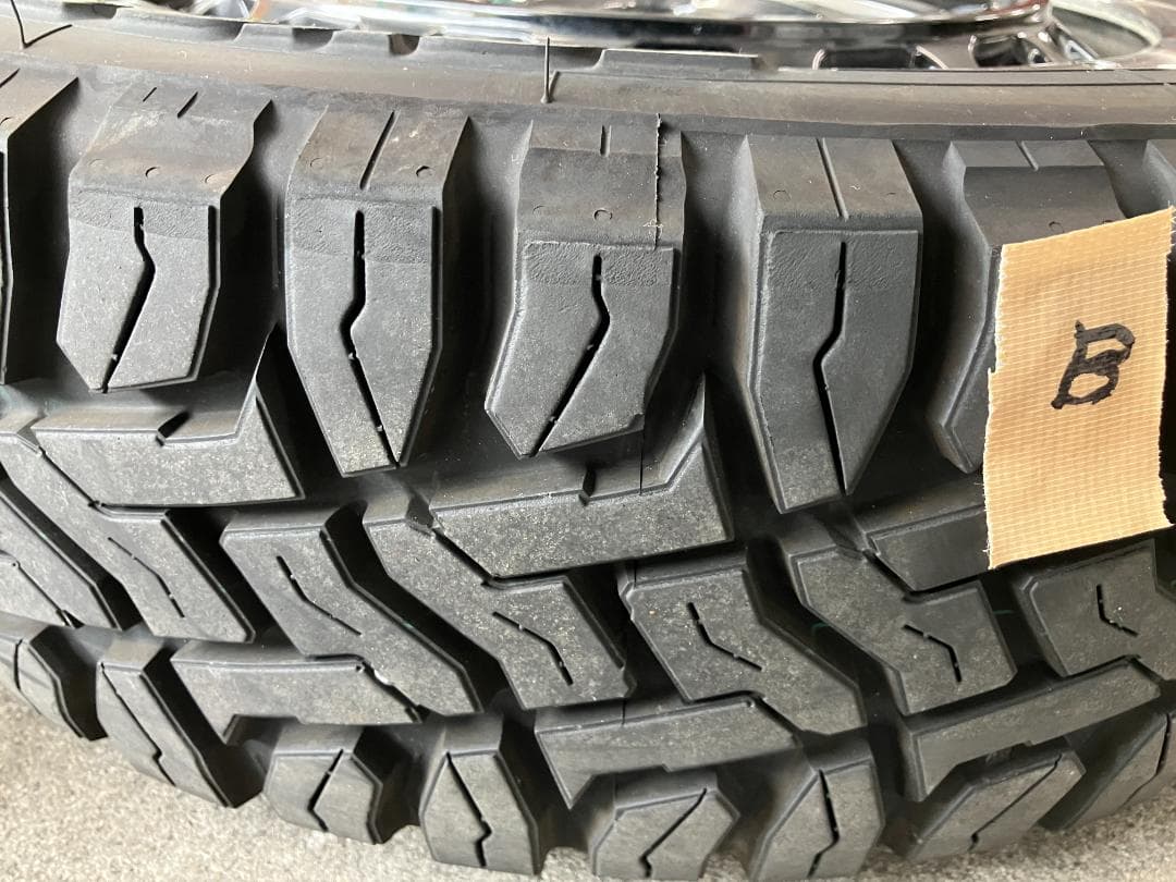 トーヨータイヤ Open Country R/T 15インチタイヤホイールセット