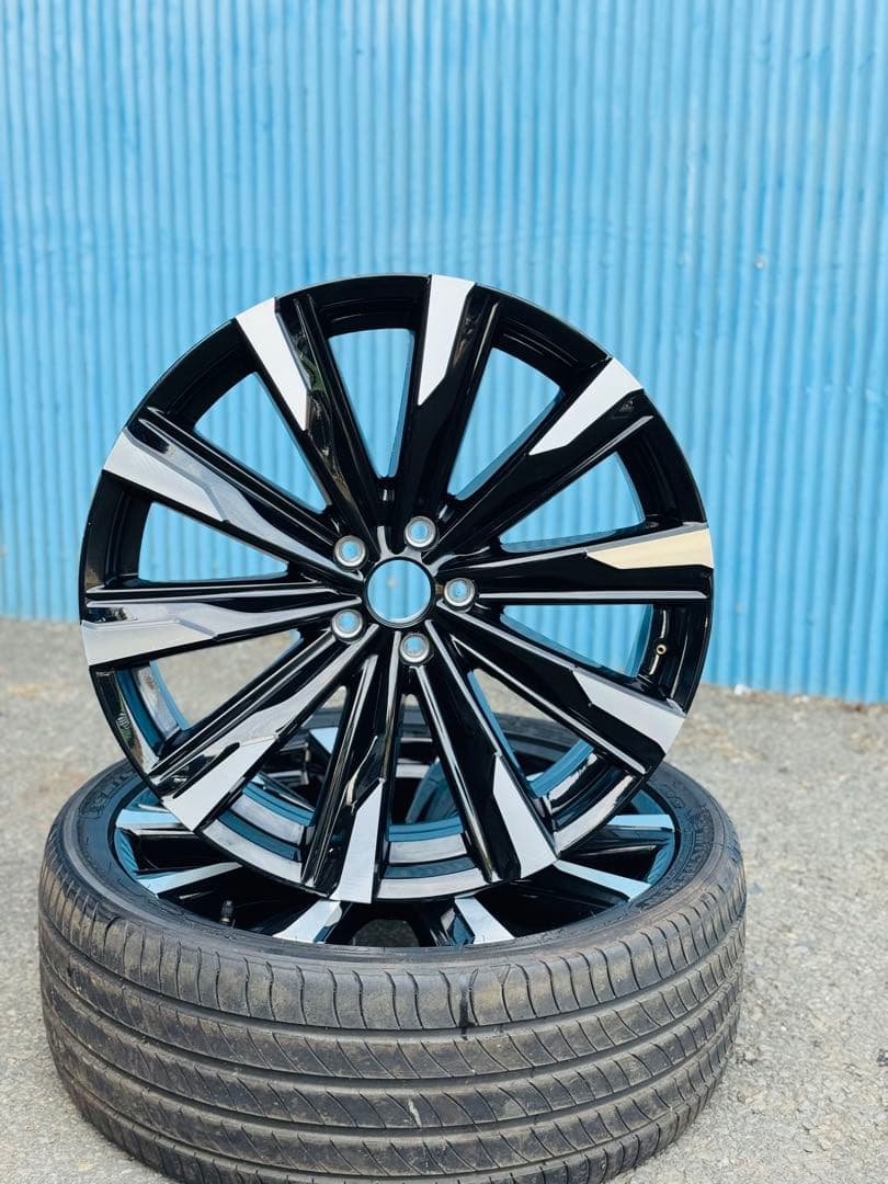 クラウンクロスオーバー純正ホイール