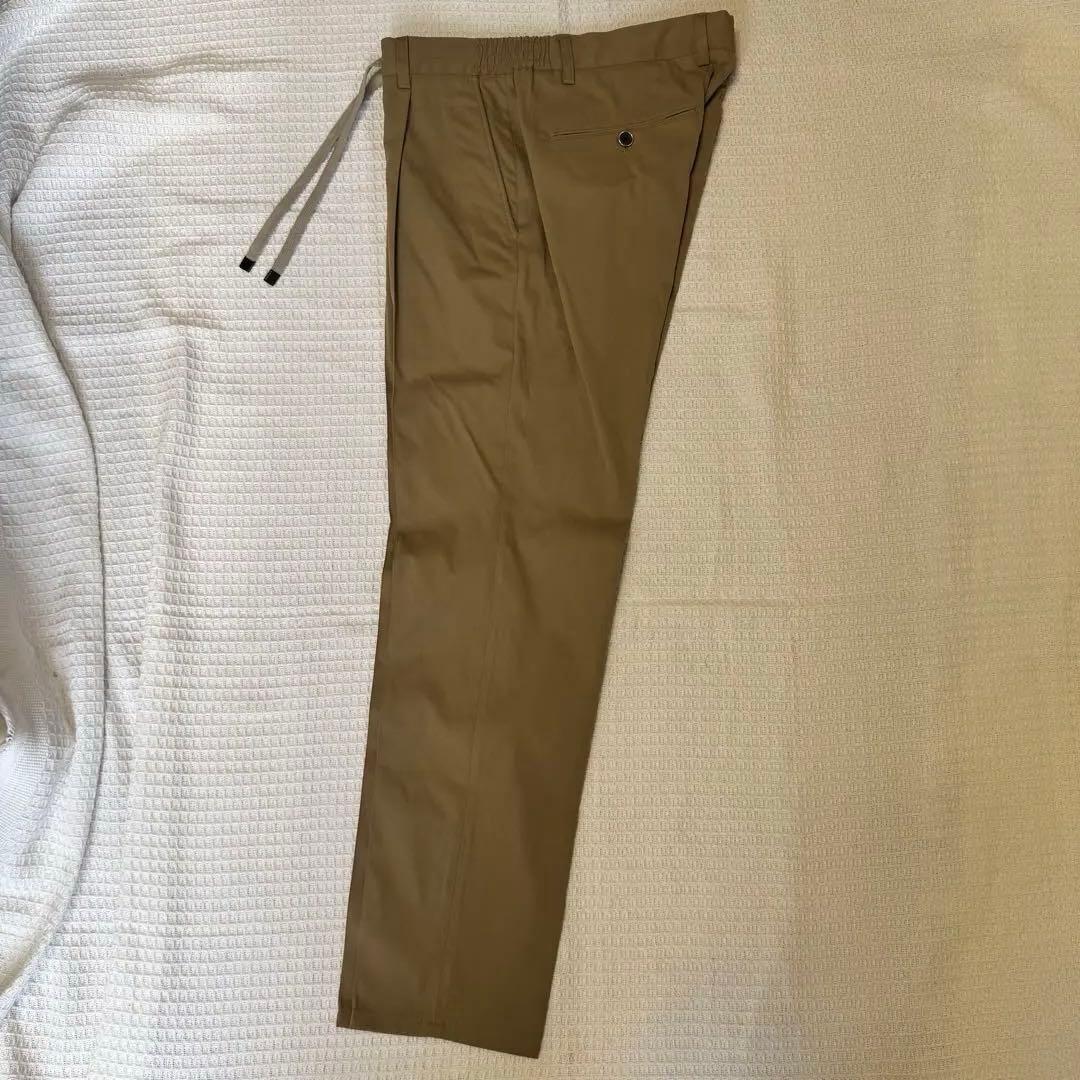 新品未使用アウールMALPENSA PLEATSベージュパンツLサイズ