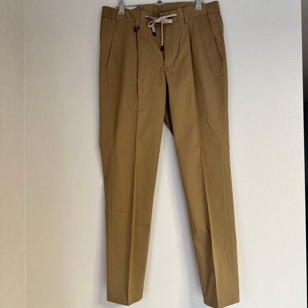 新品未使用アウールMALPENSA PLEATSベージュパンツLサイズ