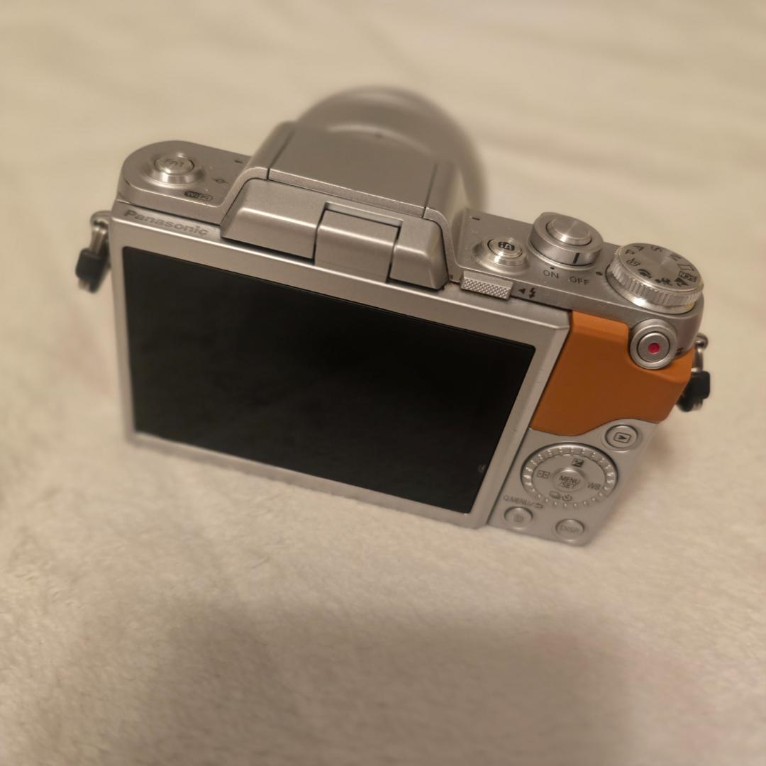 LUMIX DMC-GF7 ミラーレス一眼