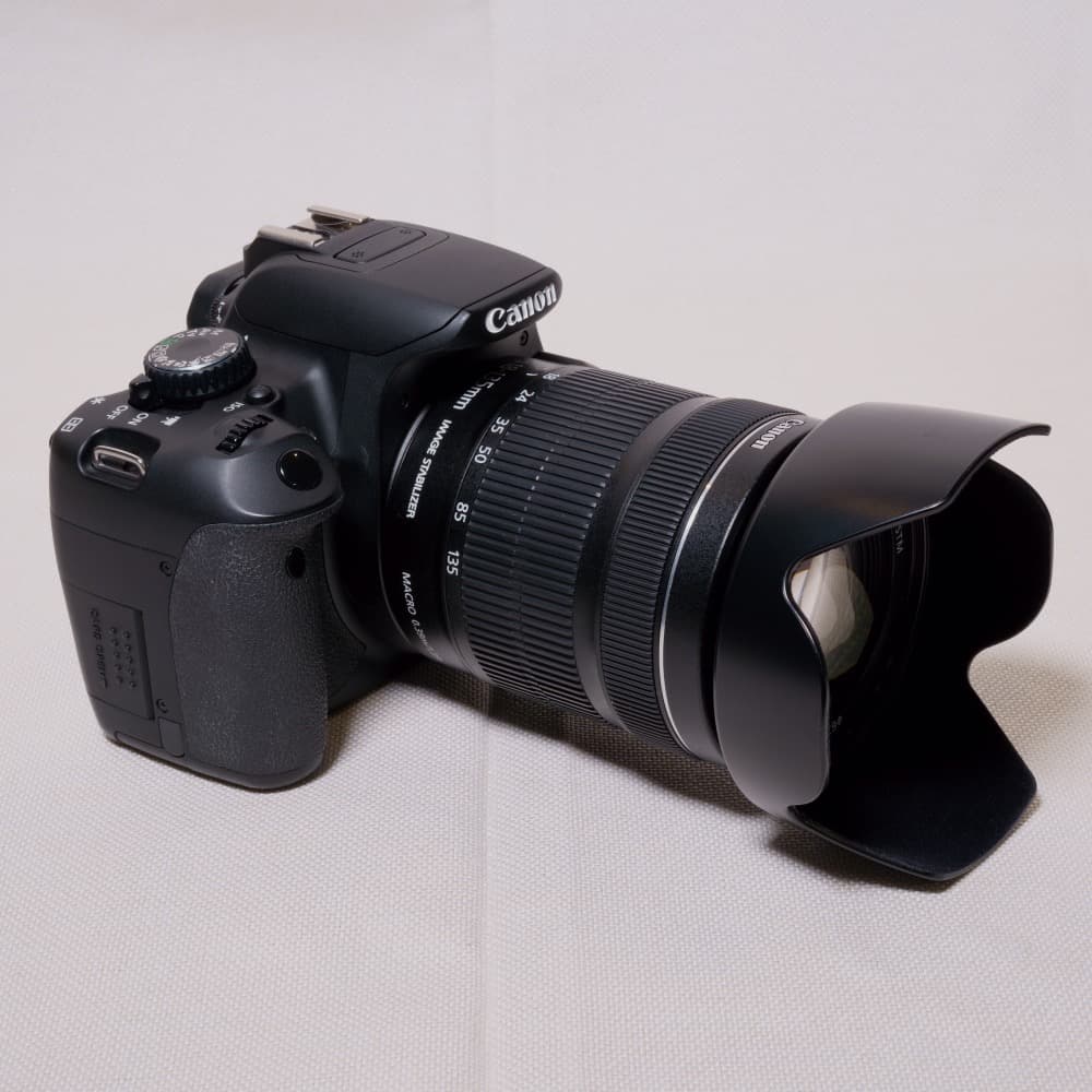 【付属品多数】EOS Kiss X6i + 18-135mmズーム キヤノン