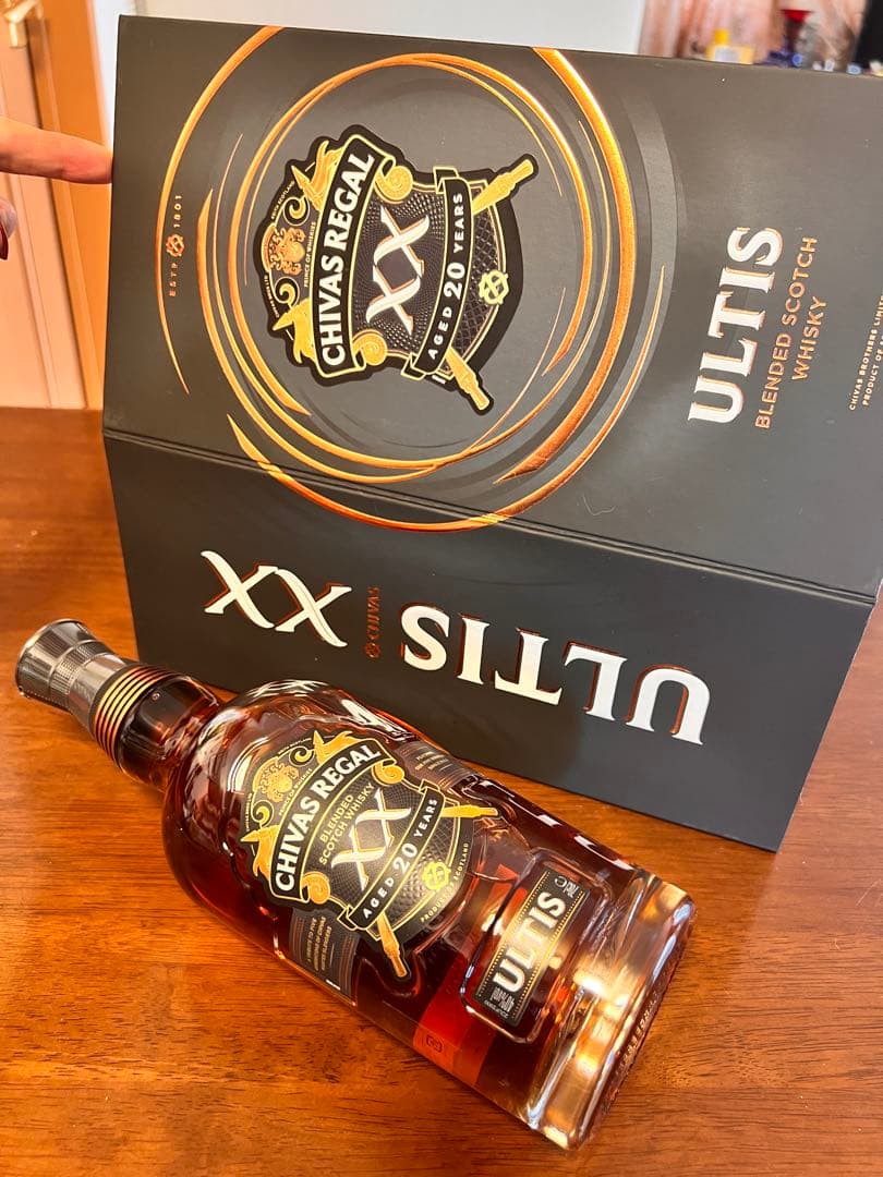 CHIVAS REGAL ULTIS XX 20年