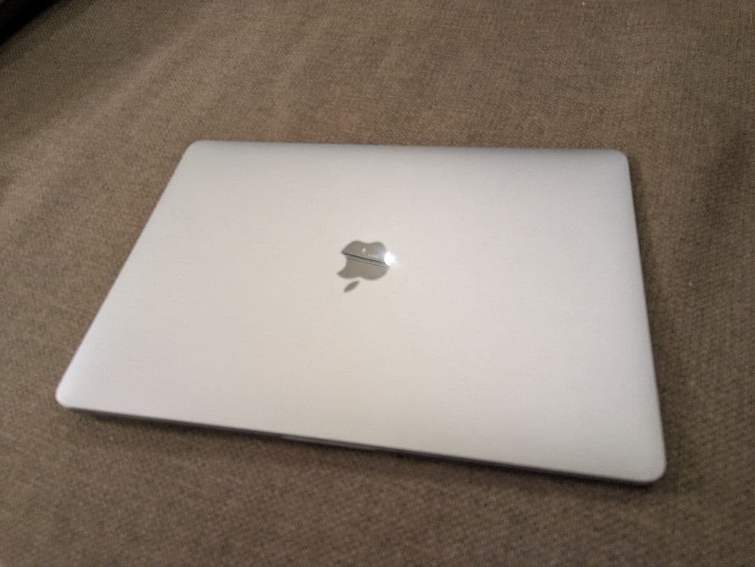 MacBook本体 MacBook Pro 2020 13inch i5 16GB 2TB