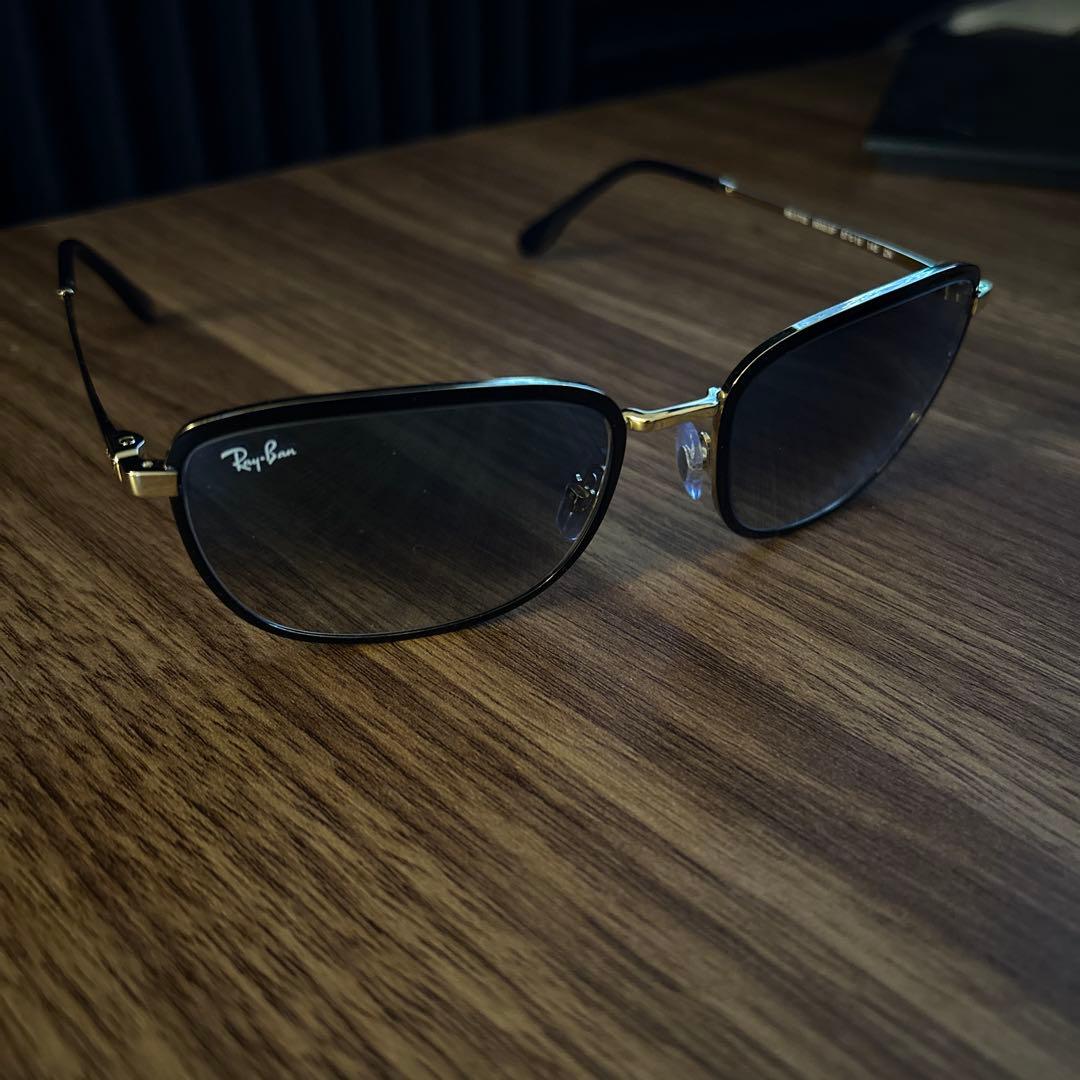 Ray-Ban スクエアサングラス ブラック/ゴールド