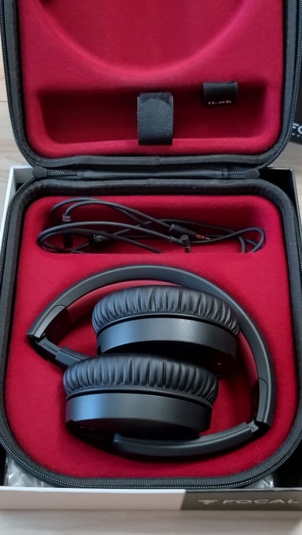 ヘッドホン FOCAL LISTEN PROFESSIONAL Pro