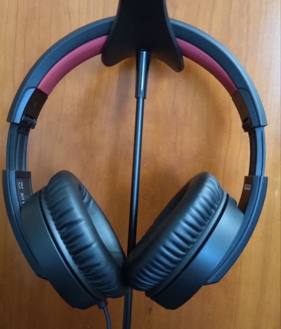 ヘッドホン FOCAL LISTEN PROFESSIONAL Pro