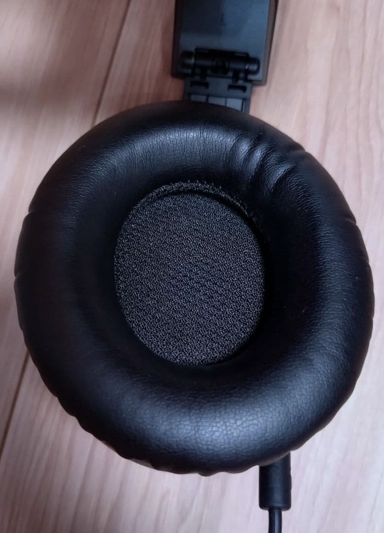 ヘッドホン FOCAL LISTEN PROFESSIONAL Pro