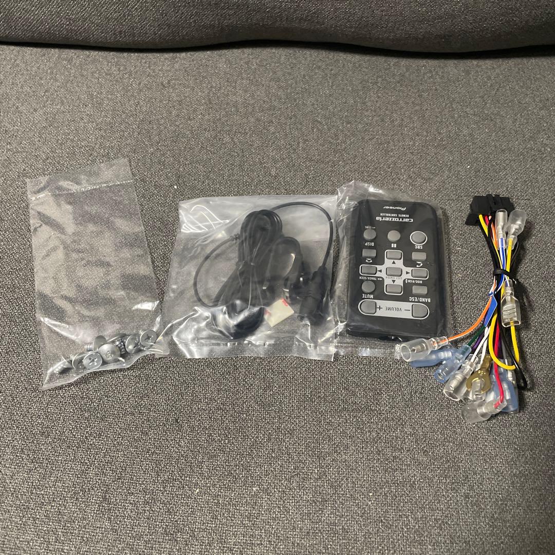 【本体新品未使用】Pioneer DEH-5600 Bluetooth対応