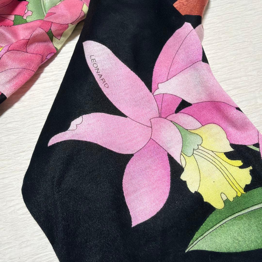 ア*タ様 LEONARD レオナール フラワープリント 長袖 トップス