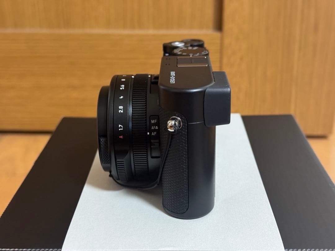 Leica D-Lux 8コンパクトデジタルカメラ （レンズフィルター付）