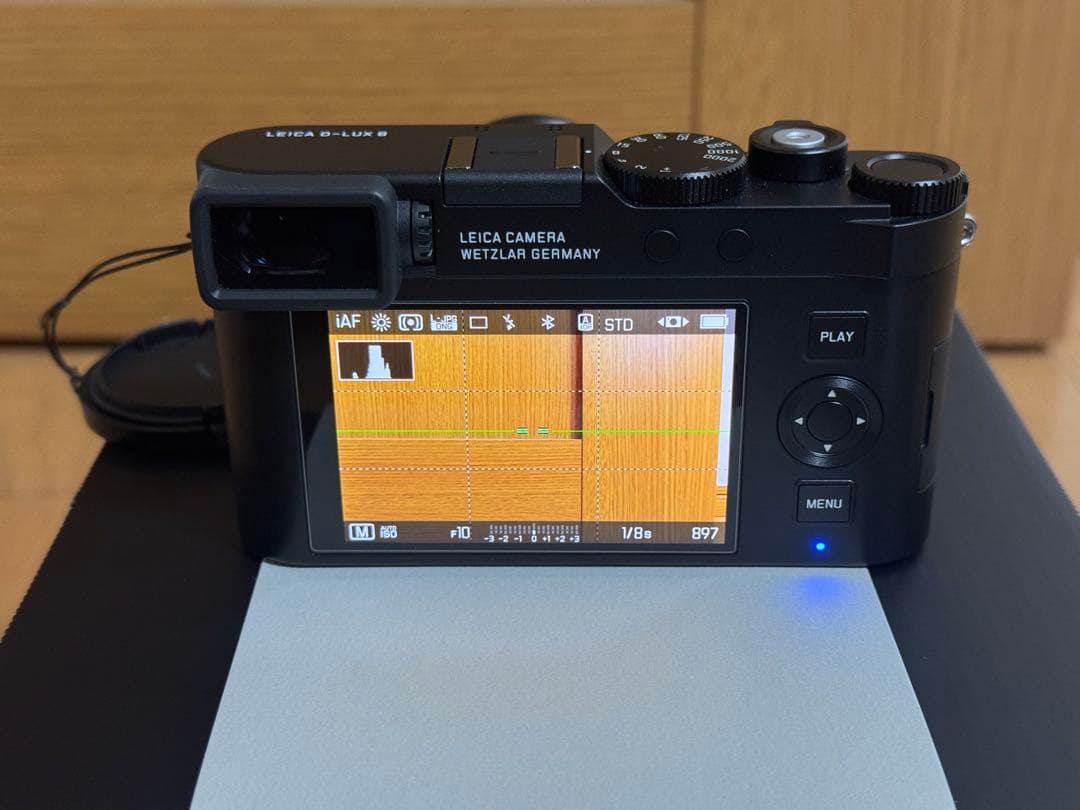 Leica D-Lux 8コンパクトデジタルカメラ （レンズフィルター付）