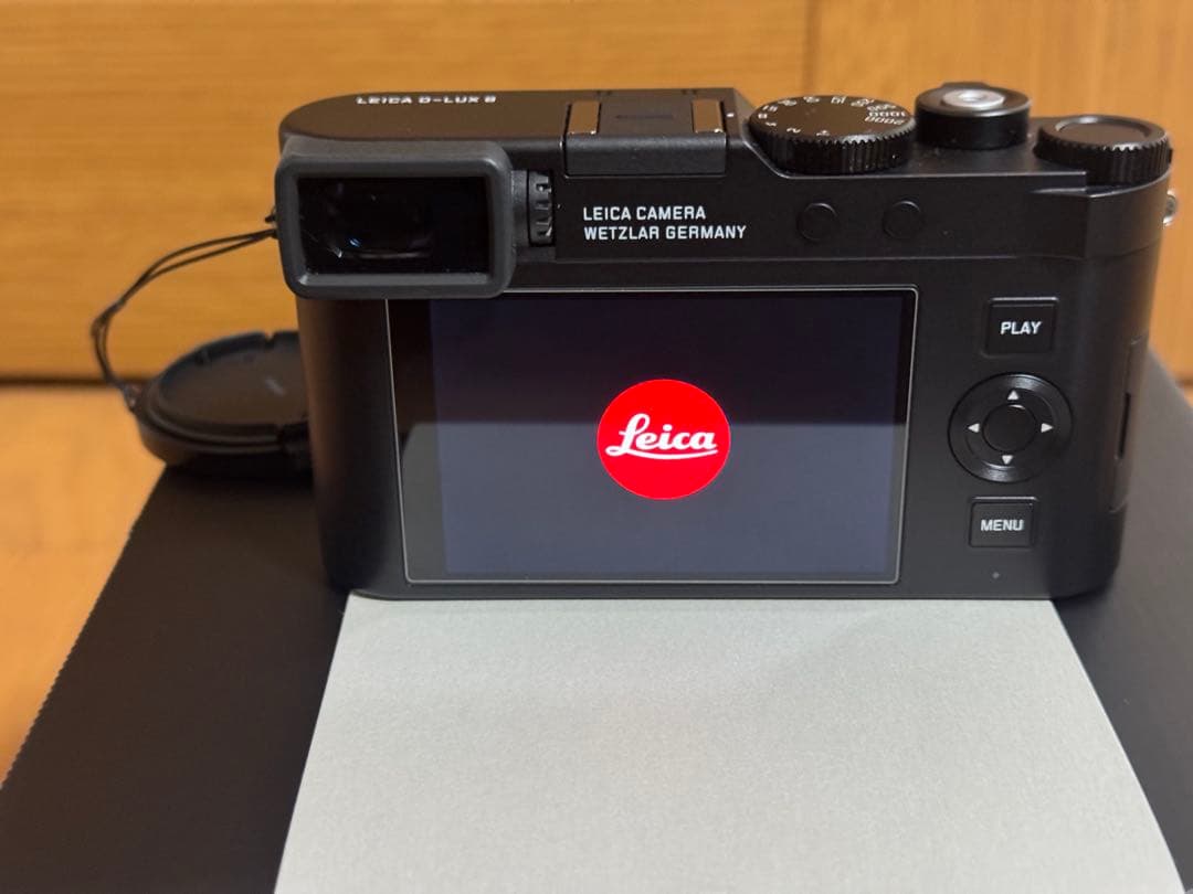 Leica D-Lux 8コンパクトデジタルカメラ （レンズフィルター付）