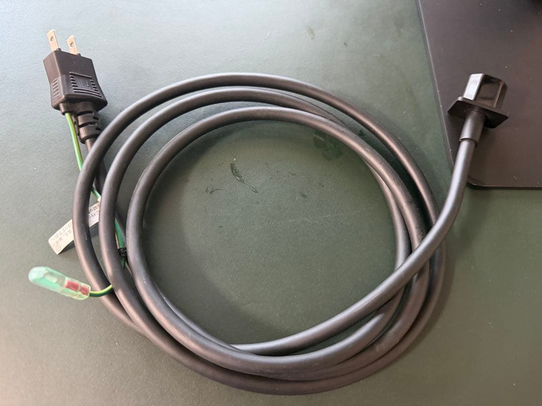 LG 24MD4KL-B 4K液晶モニター　Thunderbolt3対応