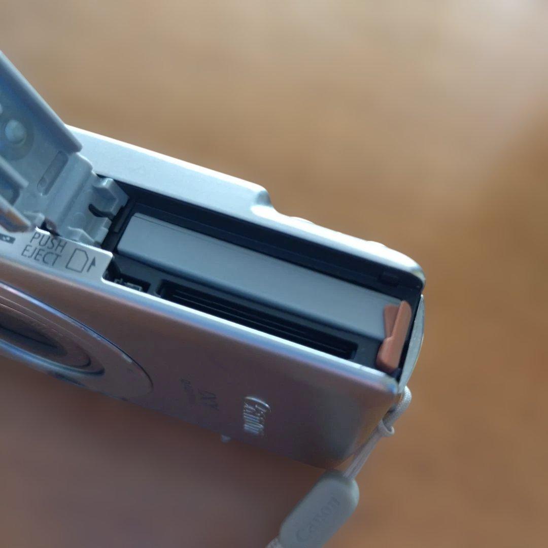 IXY DIGITAL 70　 キャノン