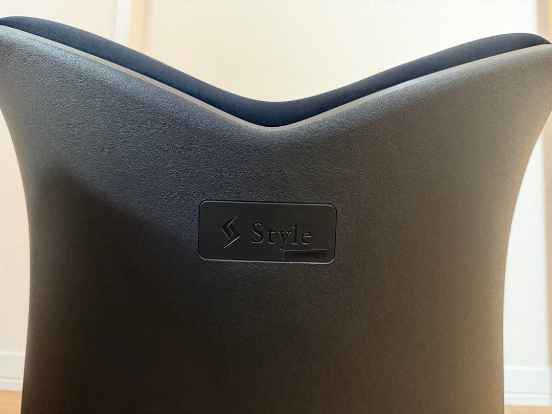 ほぼ新品　MTG スタイル プレミアム 姿勢補正 骨盤サポートチェア 座椅子