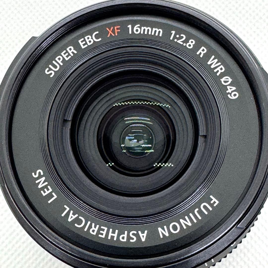 美品　フジフィルム　Fujinon XF 16mm F2.8 R WR