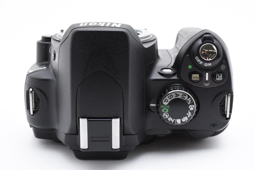 大特価✨初心者さん向け✨Nikon D40 ダブルズームセット✨