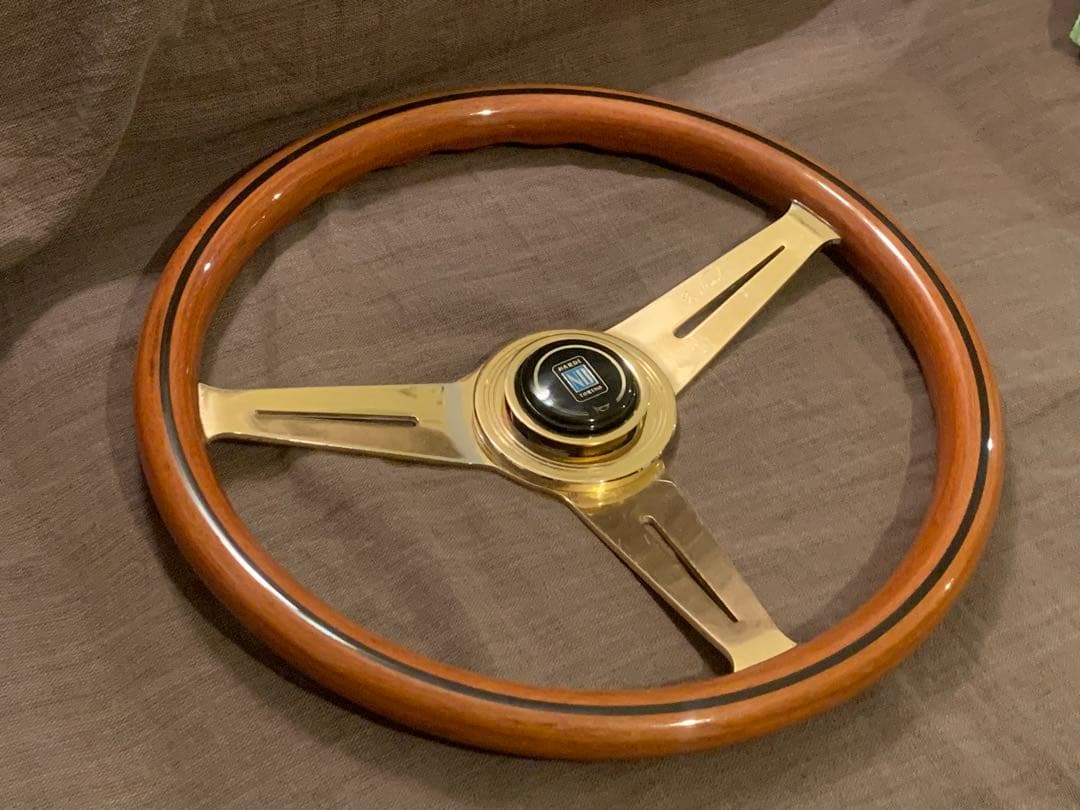 NARDI Classic ナルディ　クラシック　ウッド　ゴールド　ステアリング