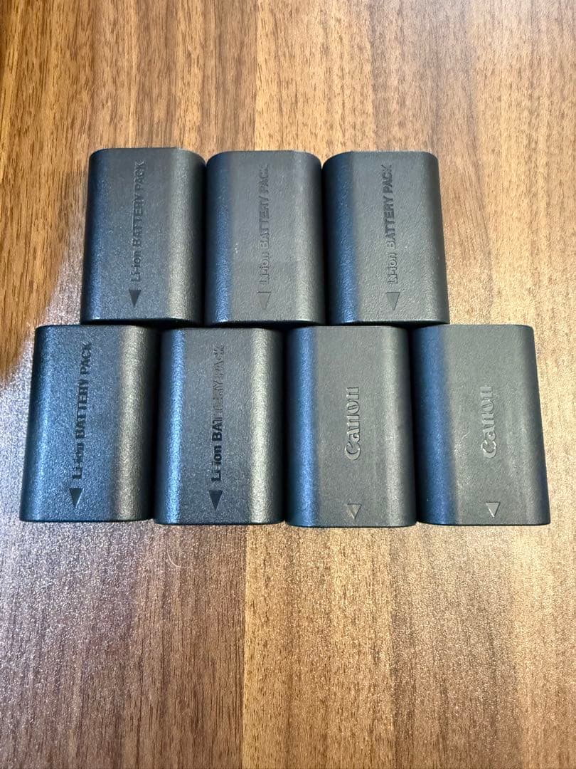 ヒ*ロ様 【美品】Canon EOS 5D Mark IV 付属品多数