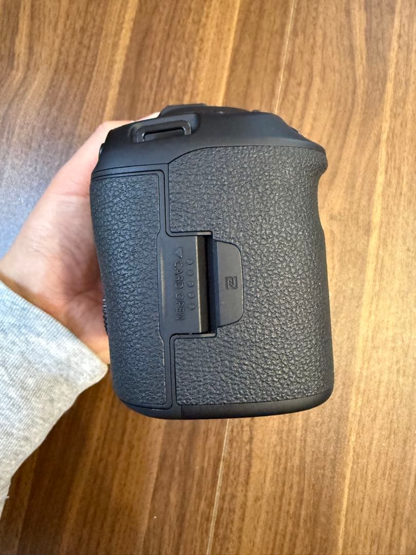 ヒ*ロ様 【美品】Canon EOS 5D Mark IV 付属品多数