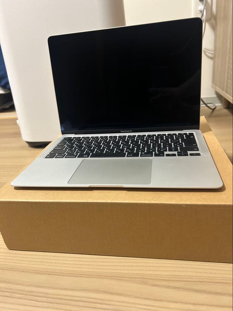 MacBook Air M1 ノートPC 13インチ 8GB シルバー 充電器付