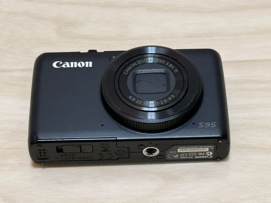Canon S95 デジタルカメラ 本体 PC1565 中古