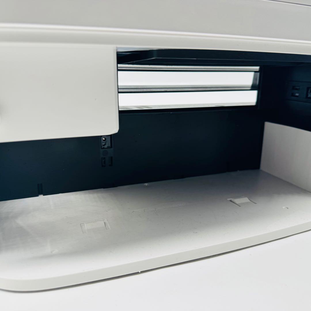 【送料無料】シャープ 加湿セラミックファンヒーター HX-RK12-W①