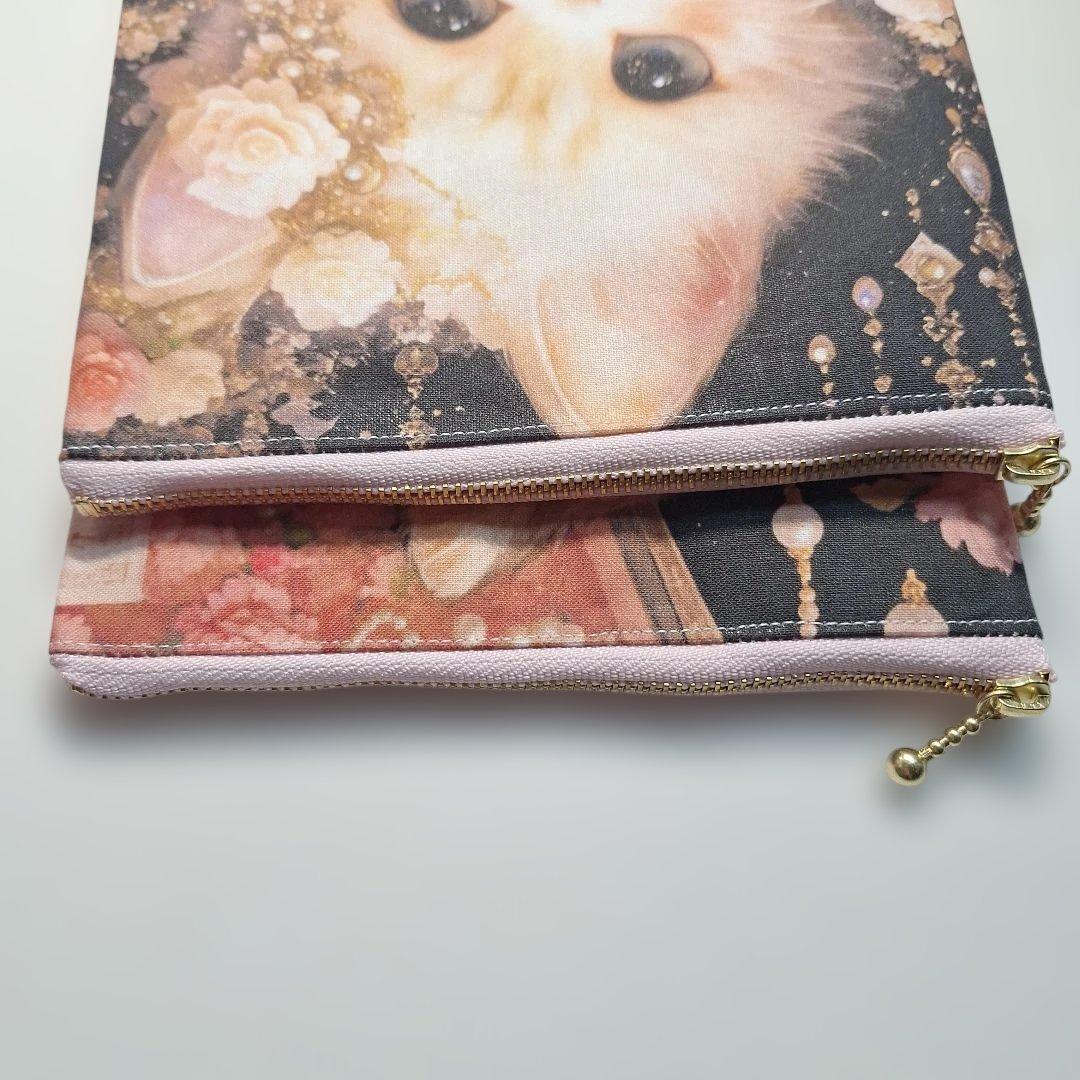 ねこパネル生地　ハンドメイド　フラットポーチ