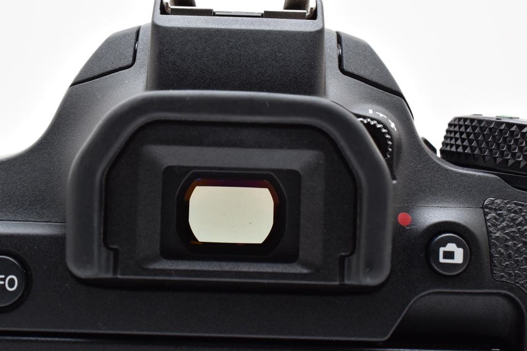 保証付き/Canon EOSKiss X10i標準&望遠ダブルレンズセット