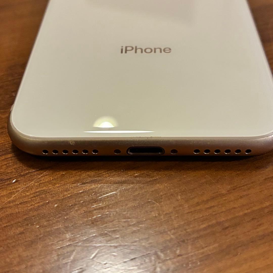 Apple iPhone 8 ゴールド 本体のみ