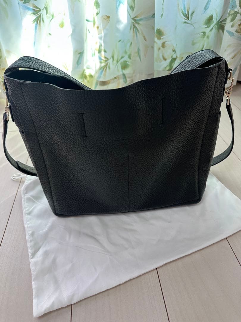 ア*リ様 【FURLA 】2WAYショルダーバッグ ＜替ベルト付き＞