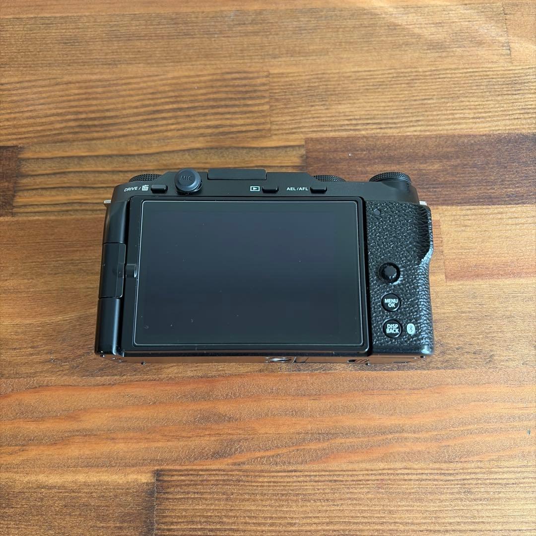【涼子】FUJIFILM X-M5 ボディのみ（ブラック）
