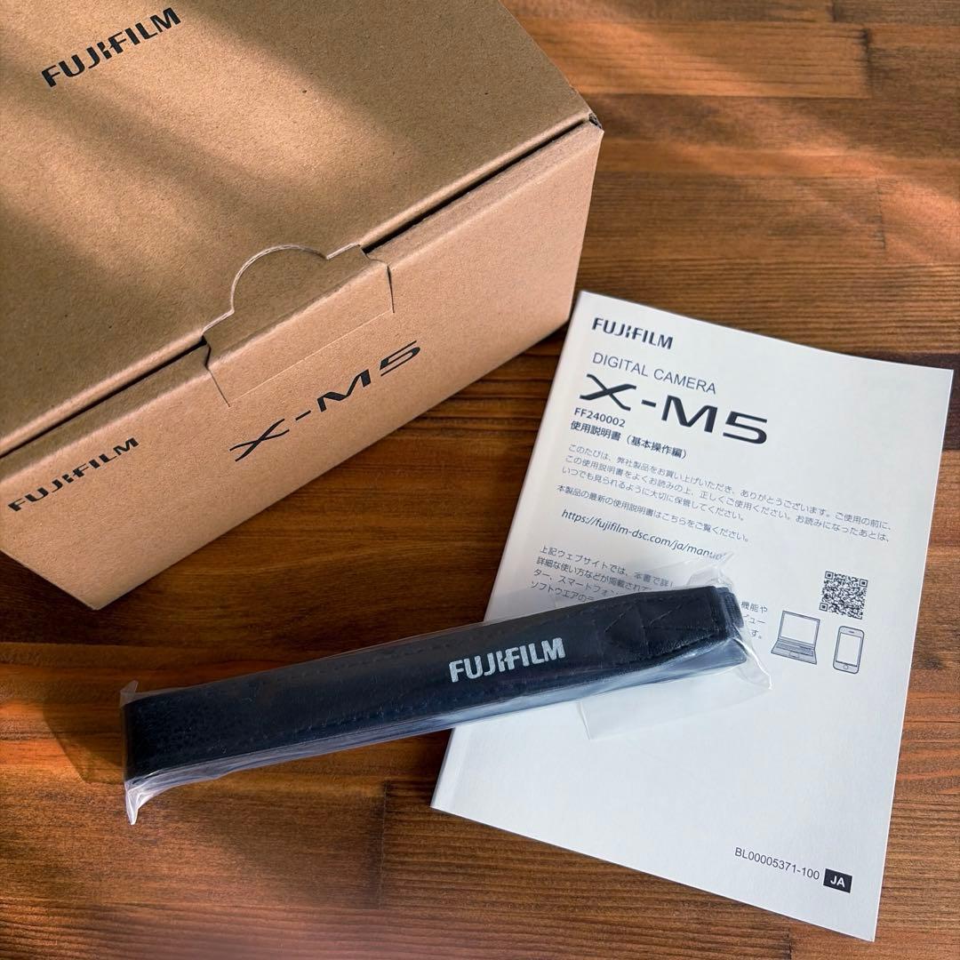 【涼子】FUJIFILM X-M5 ボディのみ（ブラック）